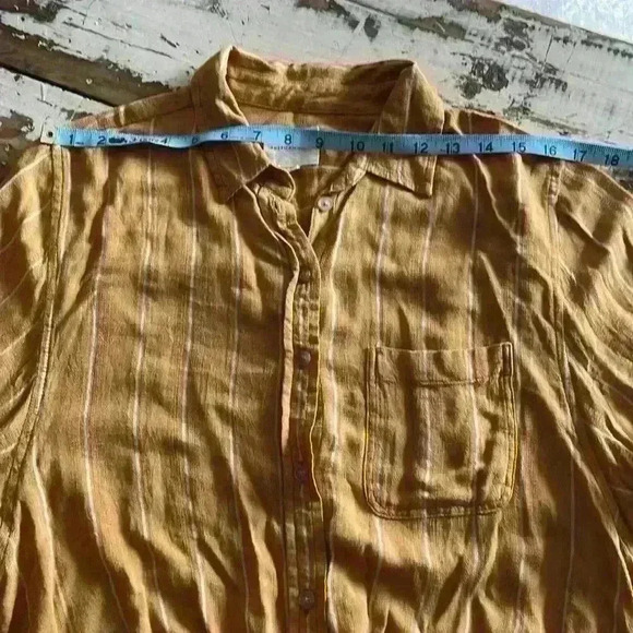 American Eagle button-down blouse extra small - Picture 9 of 10